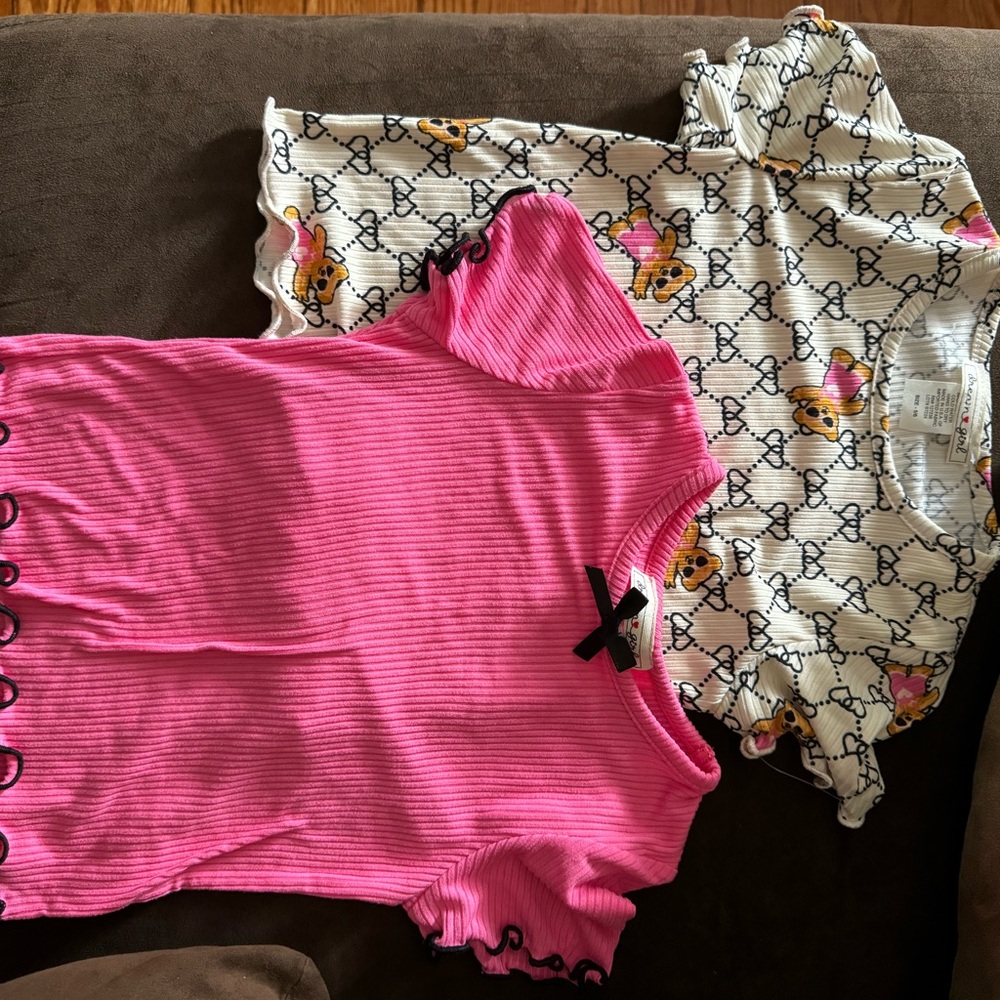 4 piece girl set, size 4. New.